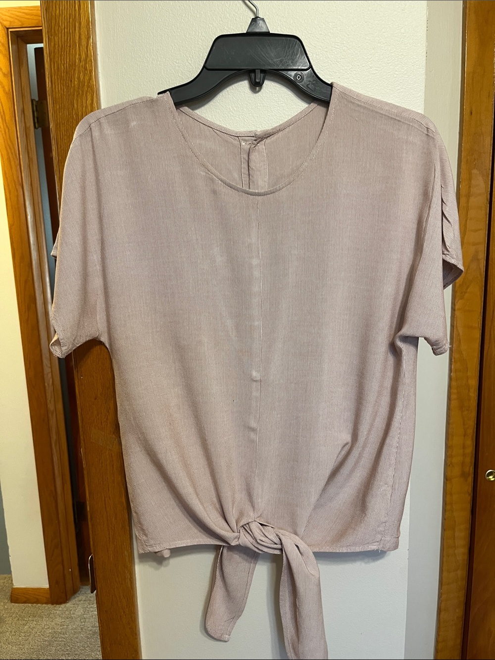 Blush tie-front short sleeve blouse